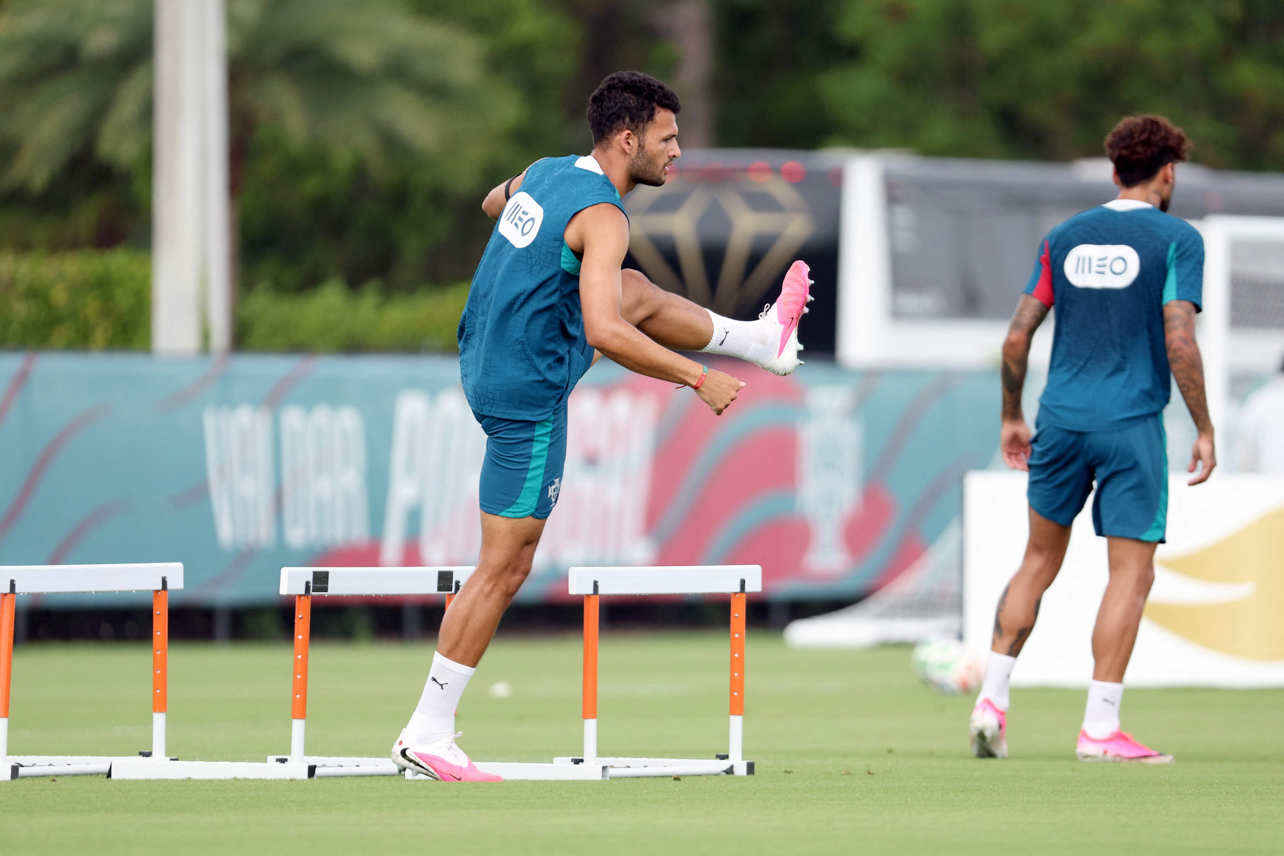 PALM BEACH GARDENS, FLORIDA - JUNE 25: Goncalo Ramos #9 of Portugal warms up during the training session ahead of the FIFA World Cup 2026 Group K match between Portugal and Colombia at Palm Beach Gardens Tennis & Pickleball Center on June 25, 2026 in Palm Beach Gardens, Florida.   Leonardo Fernandez/Getty Images/AFP (Photo by Leonardo Fernandez / GETTY IMAGES NORTH AMERICA / Getty Images via AFP)