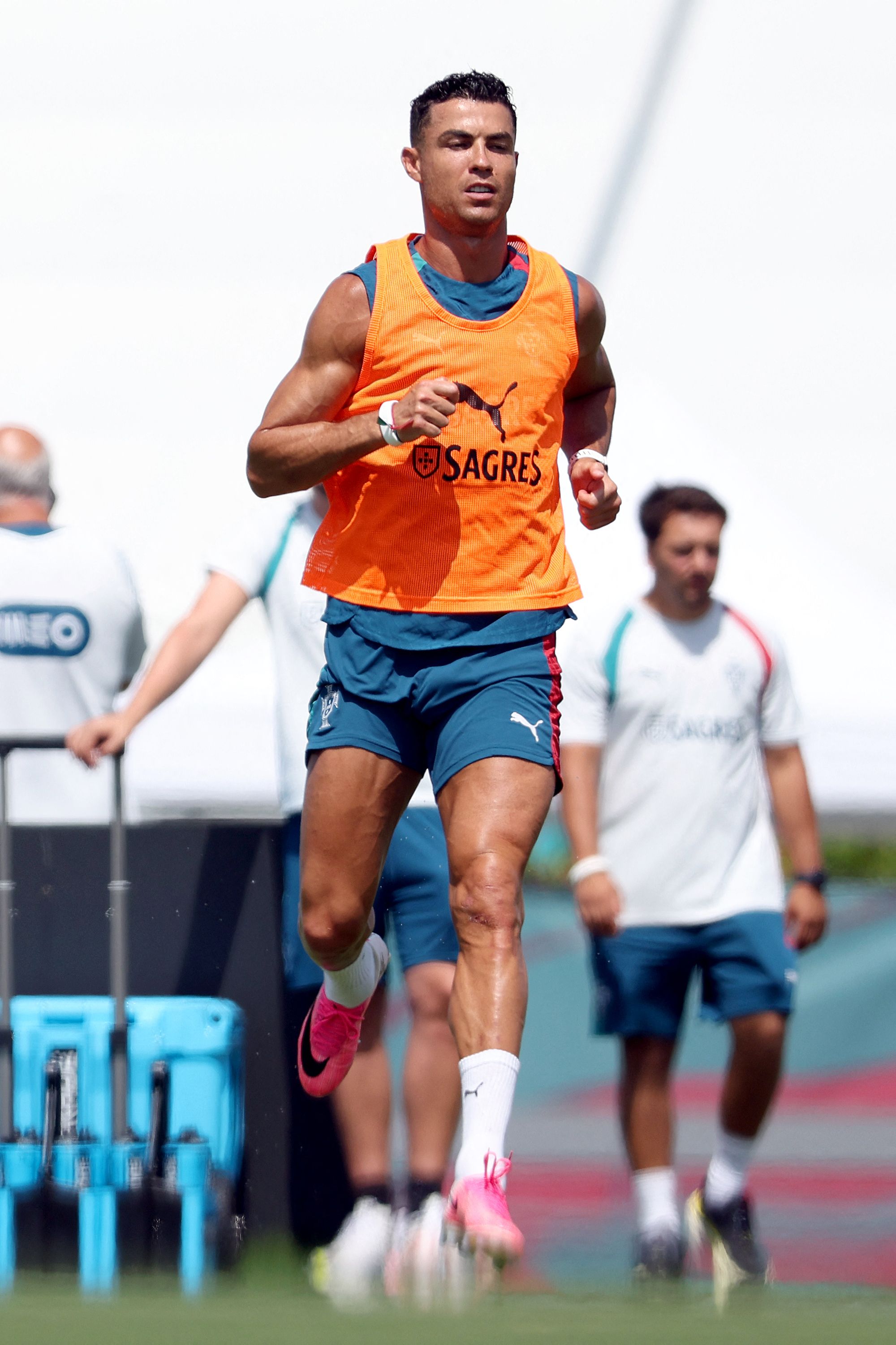 PALM BEACH GARDENS, FLORIDA - JUNE 30: Cristiano Ronaldo #7 of Portugal warms up during the training session ahead of the FIFA World Cup 2026 Round of 32 match between Portugal and Croatia at Gardens North County District Park on June 30, 2026 in Palm Beach Gardens, United States.   Leonardo Fernandez/Getty Images/AFP (Photo by Leonardo Fernandez / GETTY IMAGES NORTH AMERICA / Getty Images via AFP)