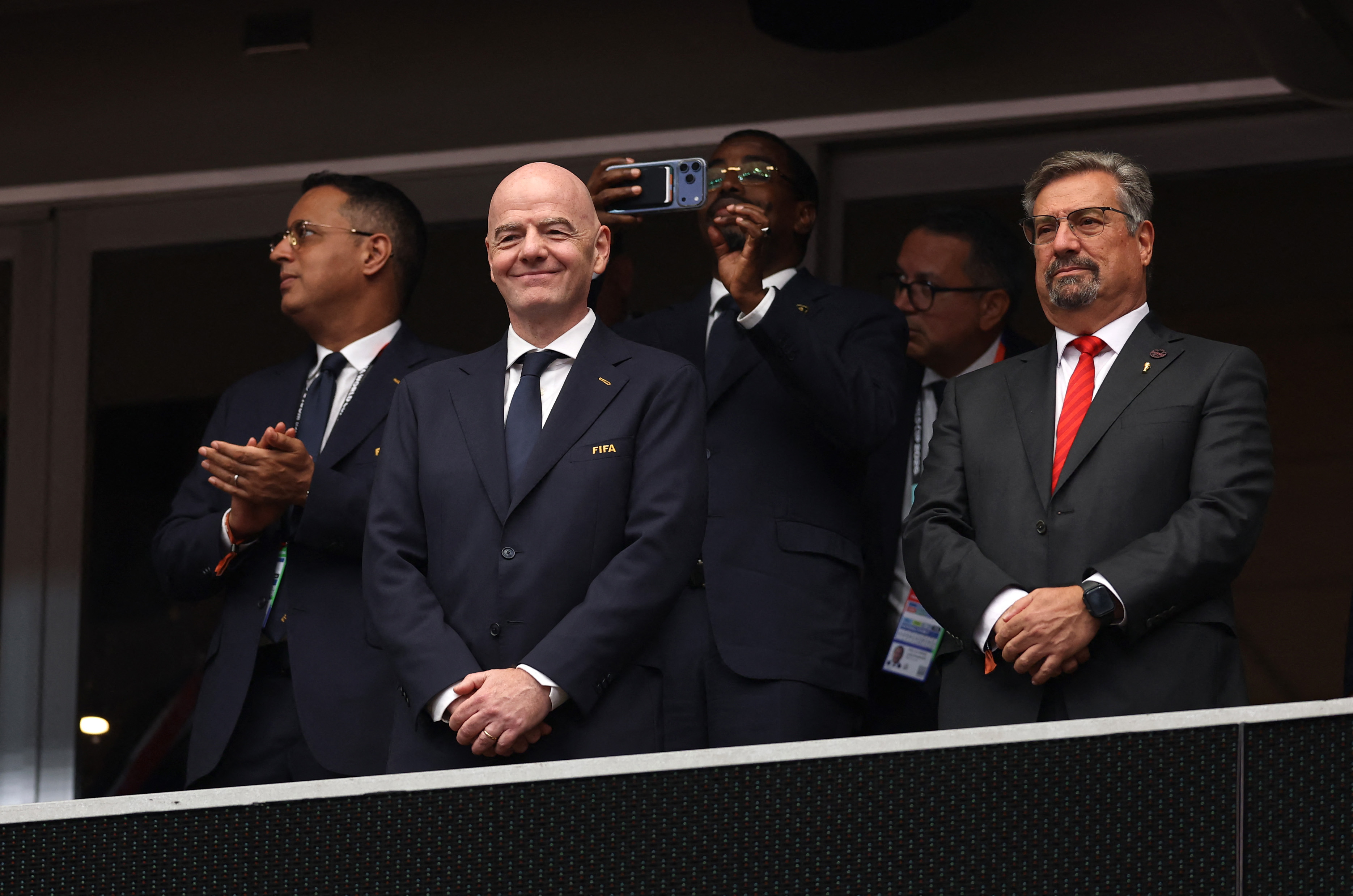 HOUSTON, TEXAS - JULY 04: FIFA President Gianni Infantino and Canada Soccer President Peter Augruso attend the FIFA World Cup 2026 Round of 16 match between Canada and Morocco at Houston Stadium on July 04, 2026 in Houston, Texas.   Molly Darlington/Getty Images/AFP (Photo by Molly Darlington / GETTY IMAGES NORTH AMERICA / Getty Images via AFP)
