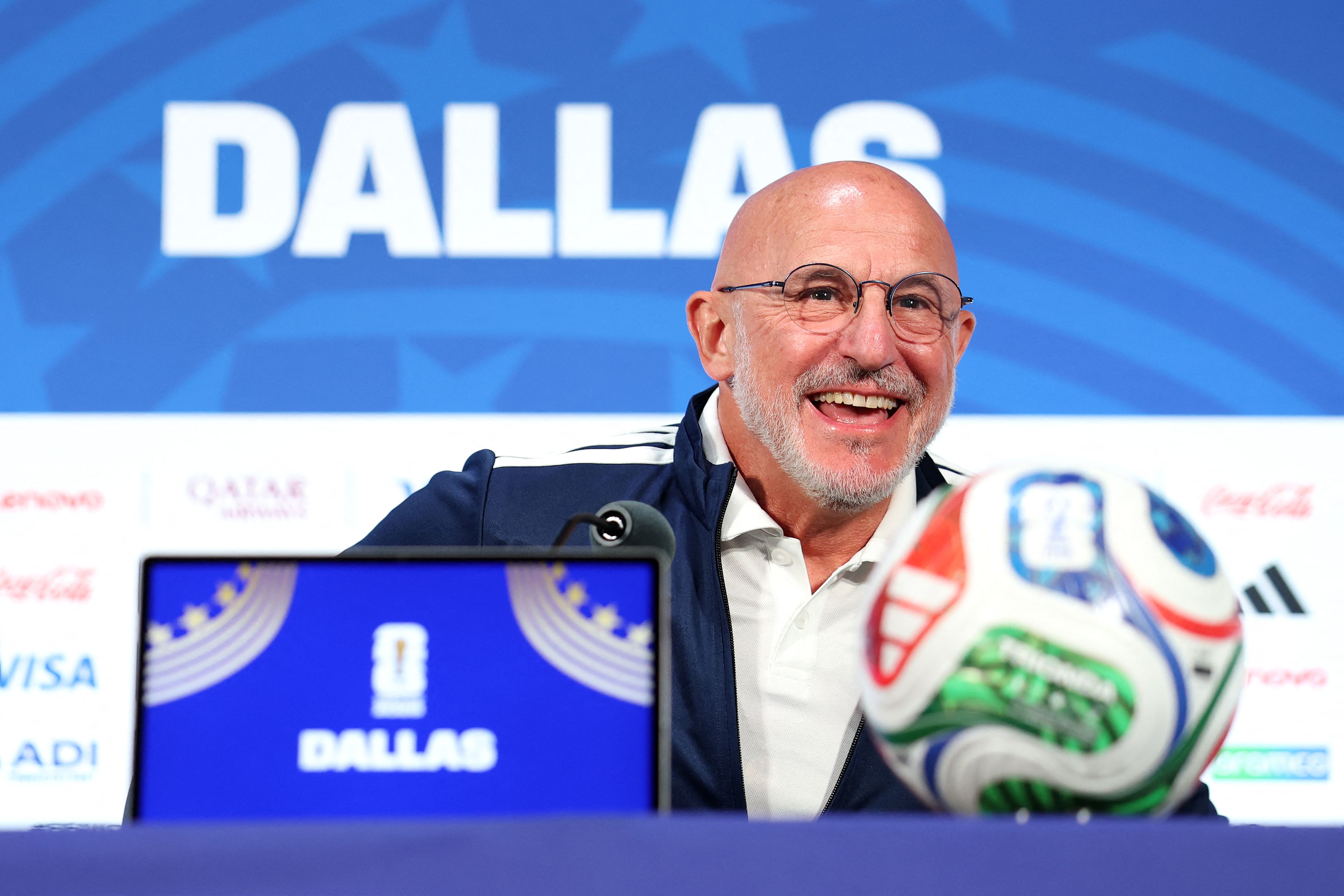 ARLINGTON, TEXAS - JULY 13: Luis De La Fuente, Head Coach of Spain, speaks to the media during a Spain Press Conference at Dallas Stadium on July 13, 2026 in Arlington, Texas. Florencia Tan Jun/Getty Images/AFP (Photo by Florencia Tan Jun / GETTY IMAGES NORTH AMERICA / Getty Images via AFP)
