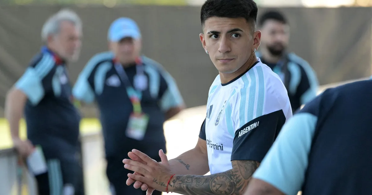 Argentina's forward Thiago Almada arrives for a training session during the 2026 World Cup football tournament at Sporting KC Training Centre in Kansas City on June 11, 2026. (Photo by JUAN MABROMATA / AFP)