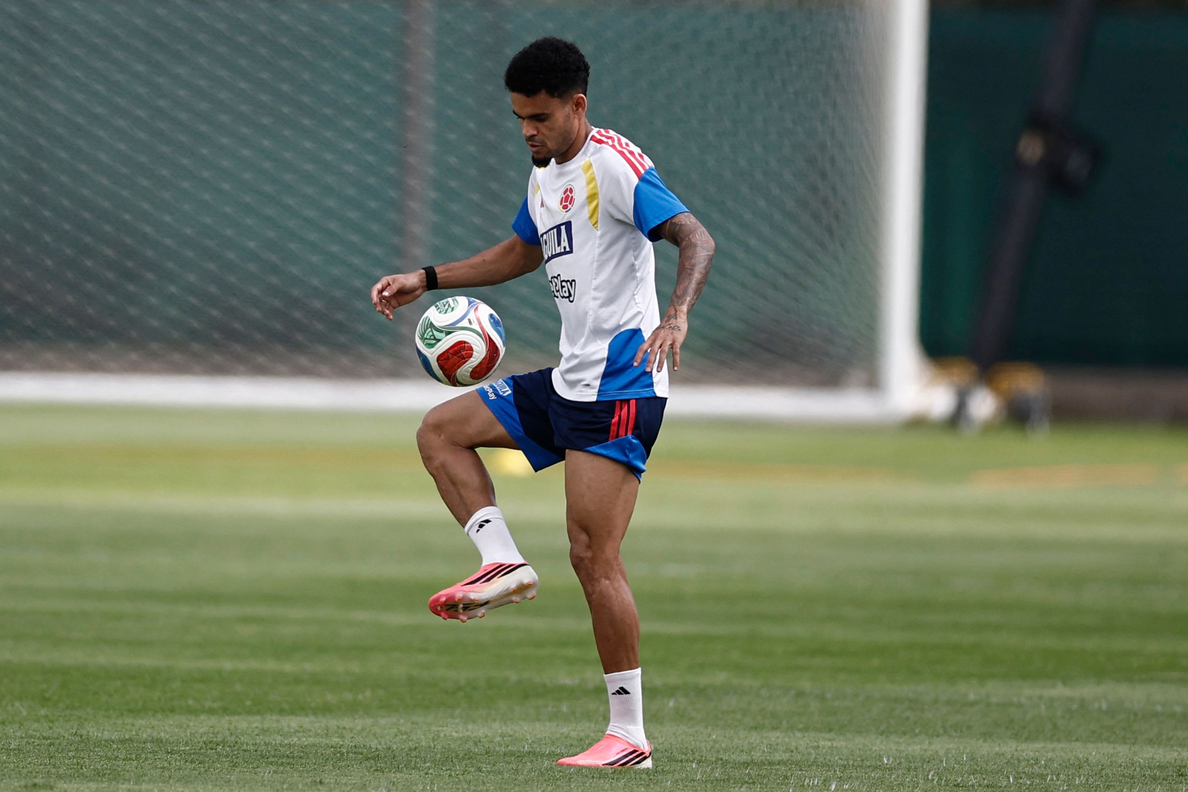 Colombia's forward #07 Luis Diaz controls the ball during a training session for the FIFA 2026 World Cup at the Academia Atlas FC in Guadalajara, Mexico on June 12, 2026. (Photo by Ulises RUIZ / AFP)