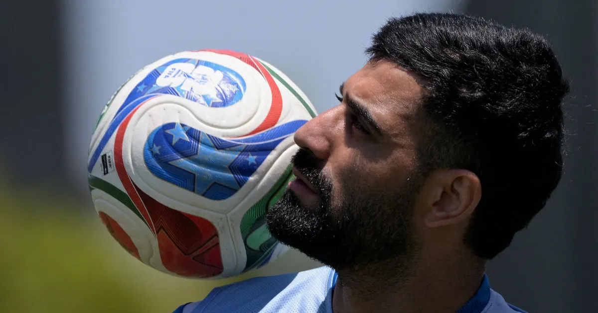 Iran's defender #13 Hossein Kanani takes part in a training session ahead of Iran's FIFA World Cup 2026 Group G football match against Belgium at Centro Xoloitzcuintle in Tijuana on June 18, 2026. (Photo by Guillermo Arias / AFP)