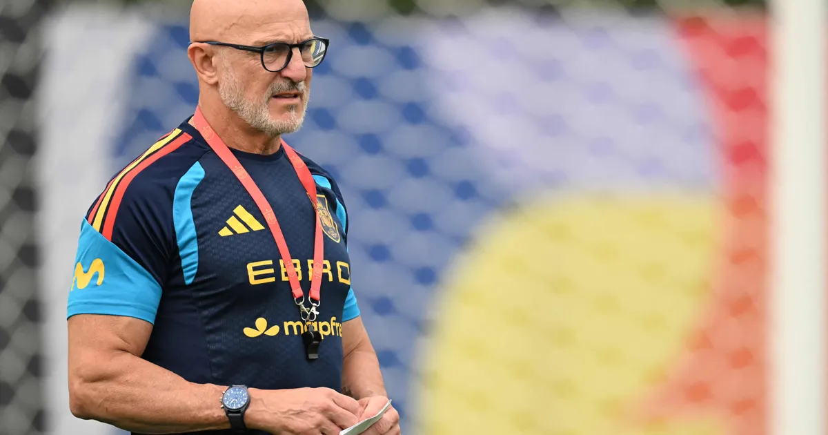 Spain's head coach Luis de la Fuente leads a training session at Melanie Lane Training Grounds in East Hanover, New Jersey, on July 16, 2026, ahead of the 2026 World Cup football tournament final match between Spain and Argentina. (Photo by MAURO PIMENTEL / AFP)