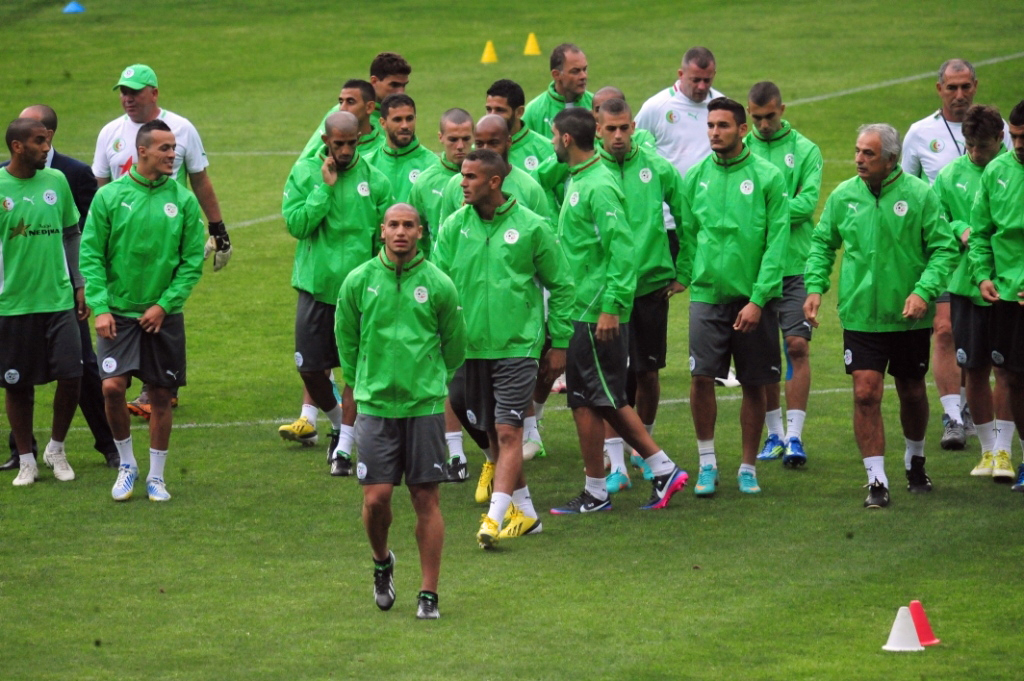 The Algerian national team train in South Africa for their 2013 CAN opener against Tunisia.