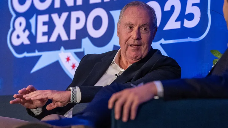 Andres Cantor, a Telemundo football announcer, speaks about 2026 World Cup coverage with Julio Vaqueiro at the 2025 conference of the National Association of Hispanic Journalists. Julio-César Chávez/WikiPortraits