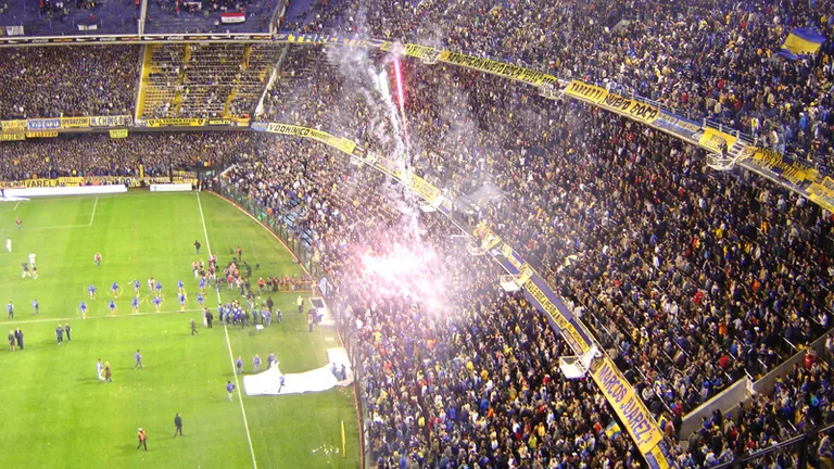 first match of Recopa Sudamericana of 2006 between Boca Juniors and São Paulo in Alberto J. Armando stadium, known as La Bombonera. One of the most important south-american derbies. The game ended 2 to 1. View of the Boca Juniors supporters.