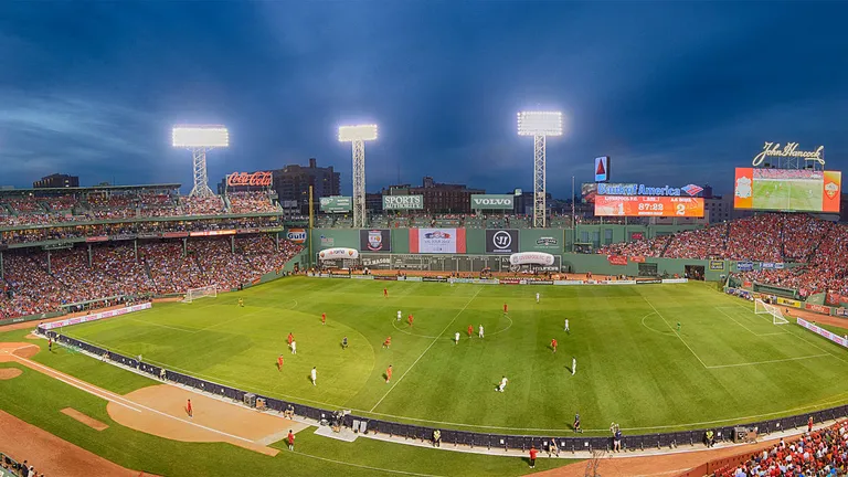 Panorama of Fenway Park during a match between Liverpool FC and AS Roma on 25 July 2012.