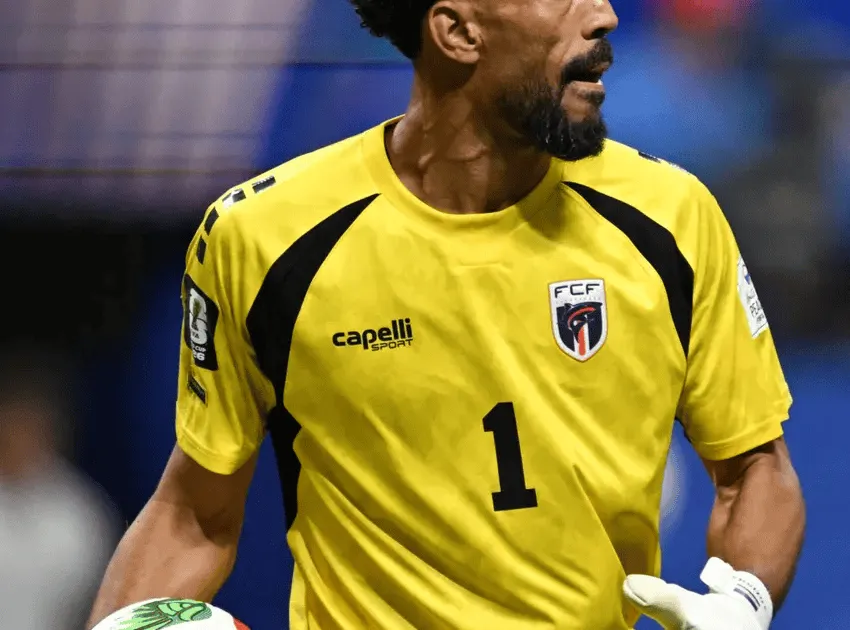 Josimar Dias, mais conhecido como Vozinha, foi o destaque de Cabo Verde na estreia contra a Espanha. O goleiro cabo-verdiano defendeu diversos lances perigosos dos espanhóis e foi decisivo para garantir o empate.