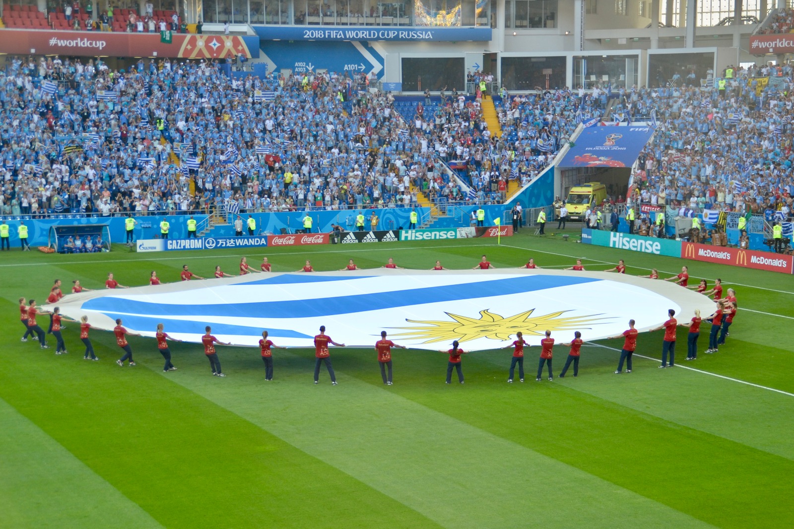 Saudi Arabia and Uruguay match at the 2018 FIFA World Cup.