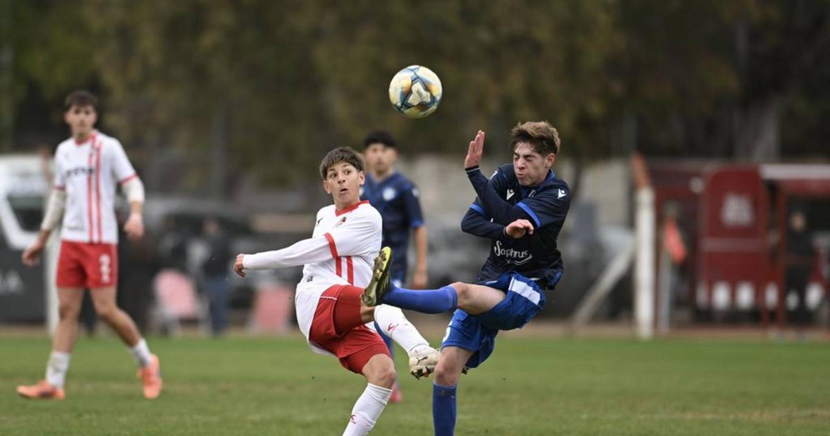 Las Juveniles del Pincha no hicieron pie ante el Fortín