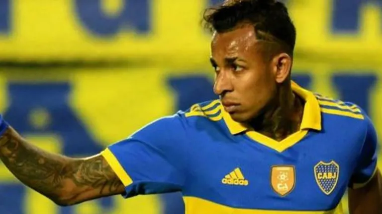 Boca acordó el regreso de Sebastián Villa