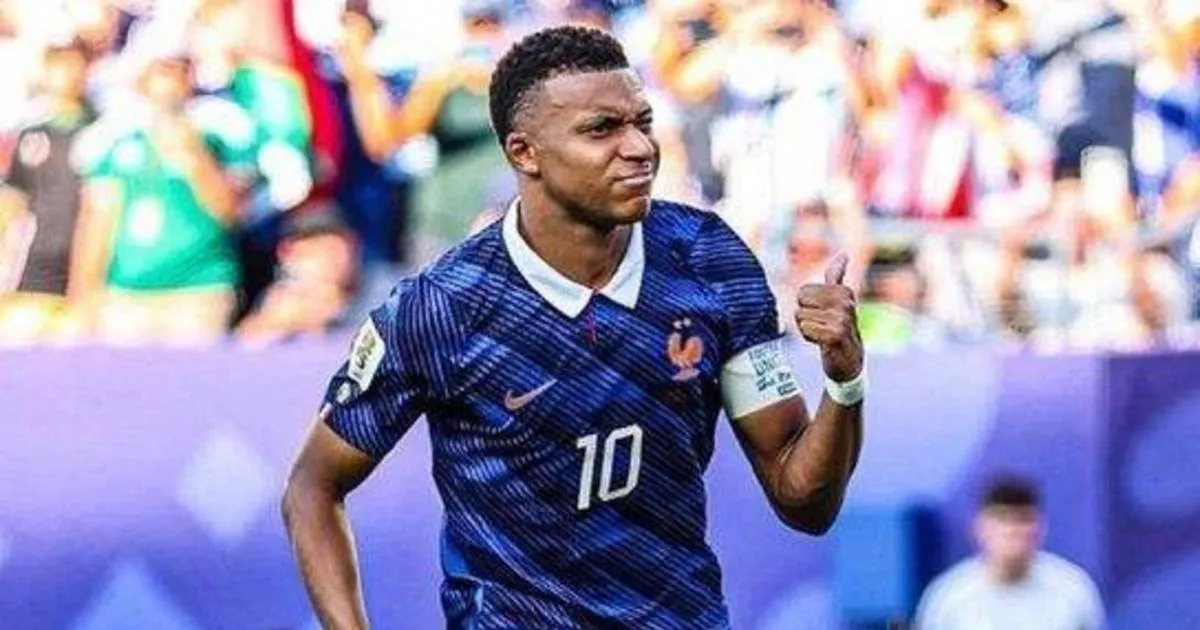 Francia espera por España con Mbappé al 100%