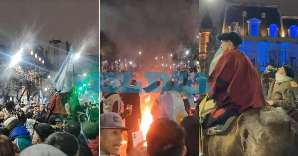 Descontrol durante los festejos en La Plata: explosiones, una moto quemada y maltrato…