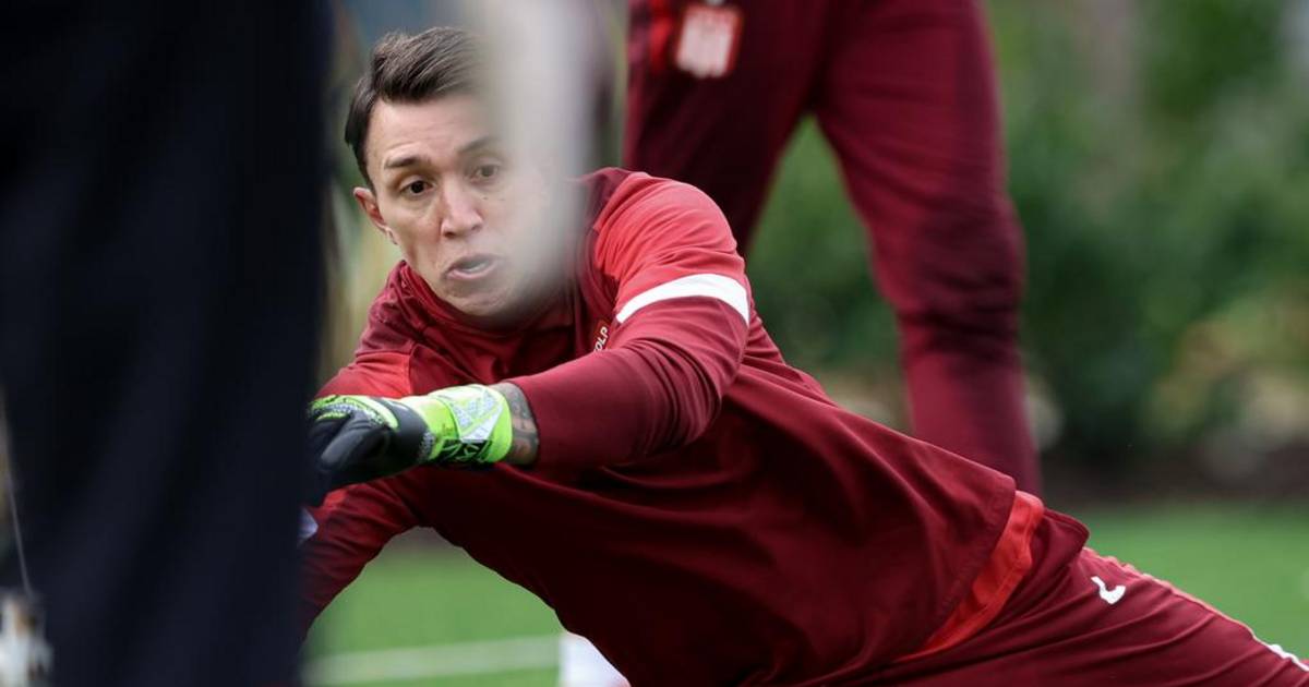 Está de vuelta: Muslera se sumó a los trabajos