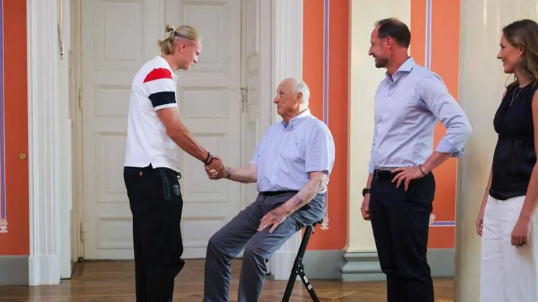 Los jugadores de Noruega convertidos en “héroes”