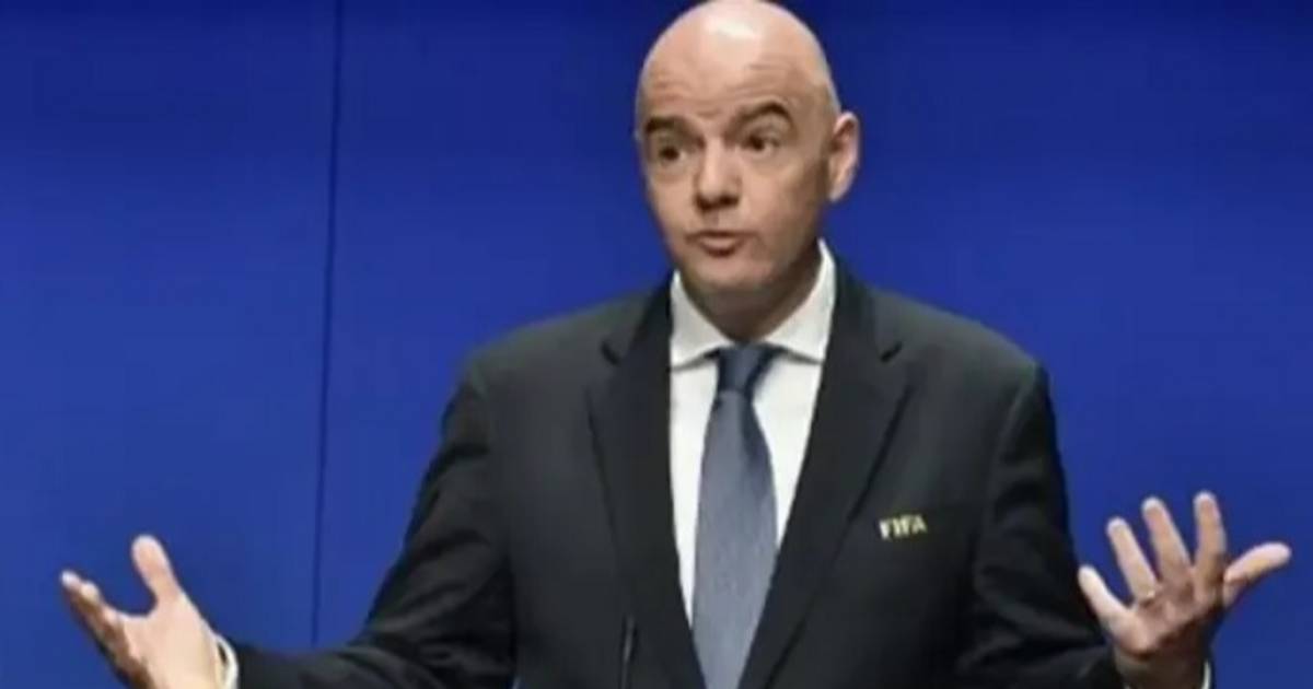 Infantino insiste en un Mundial de 64 selecciones
