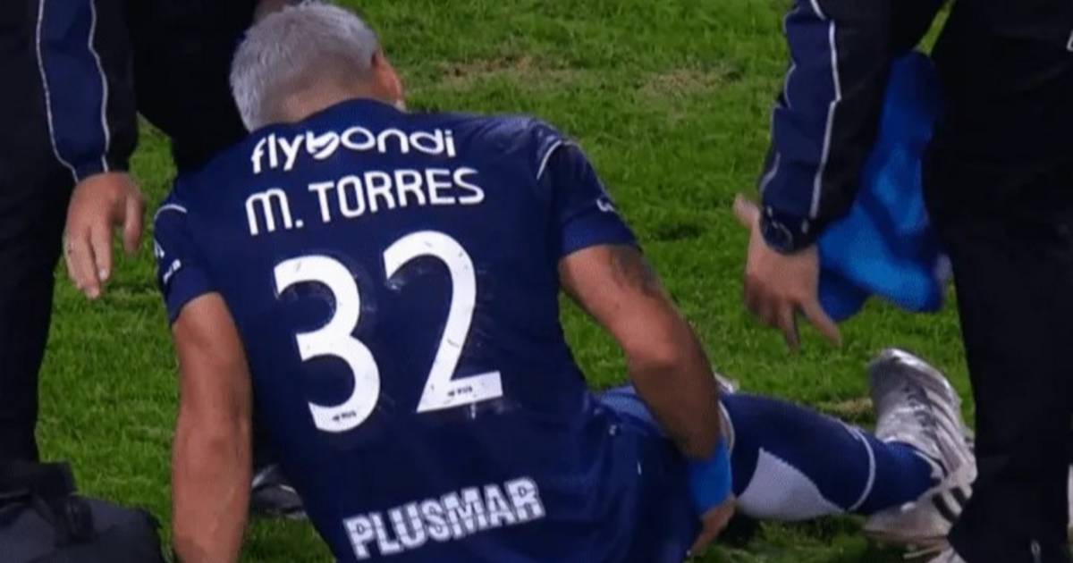VIDEO. El minuto fatídico del Chelo Torres: penal errado y una lesión que lo obligó a…