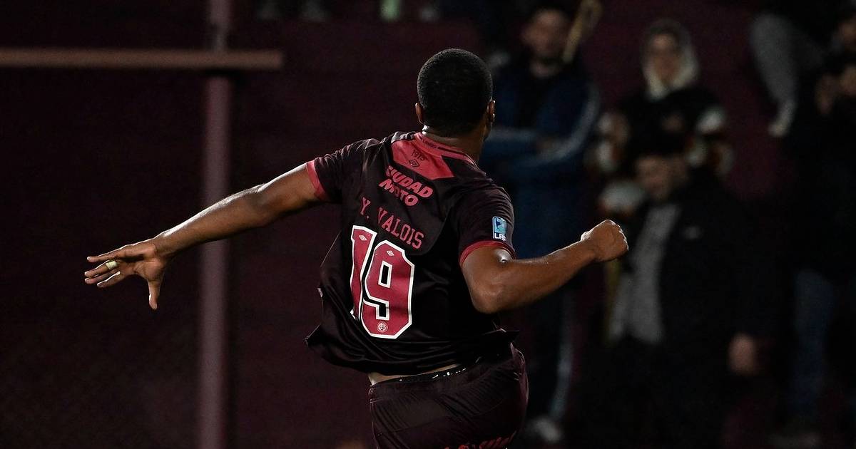 Lanús le dio otro cachetazo al San Lorenzo de Gorosito