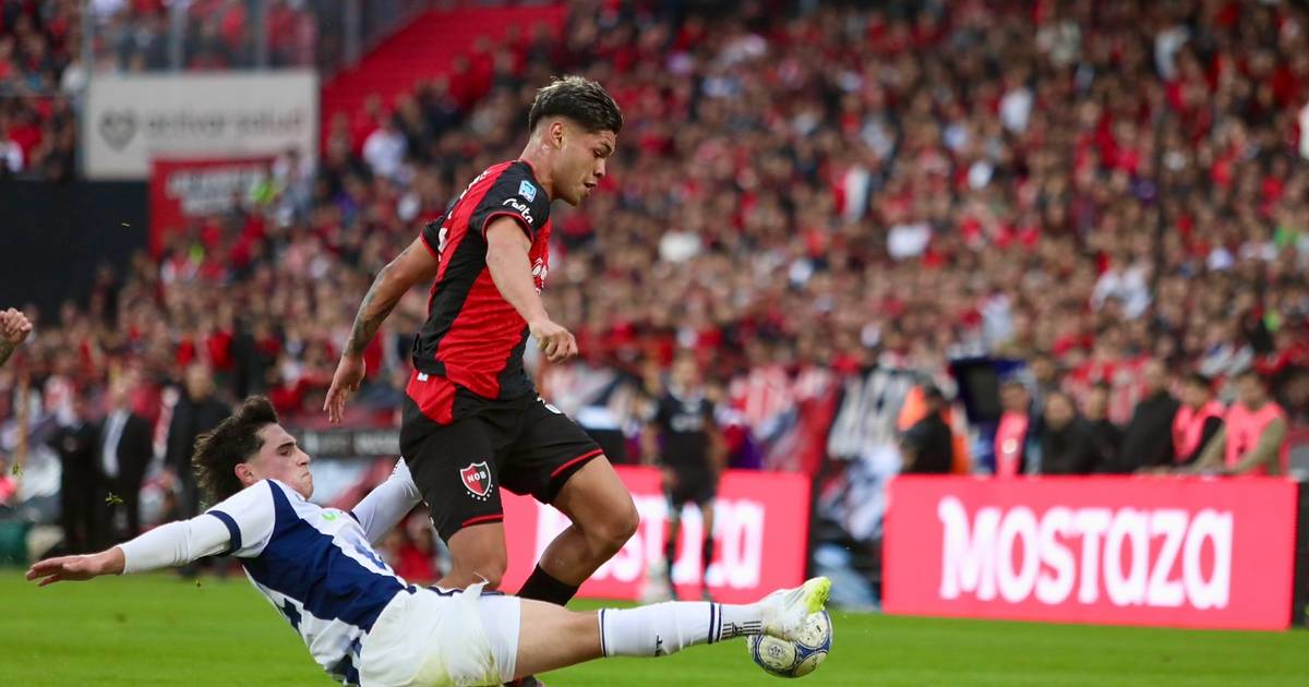 Newell’s arrancó bien y le ganó a 1-0 a Talleres