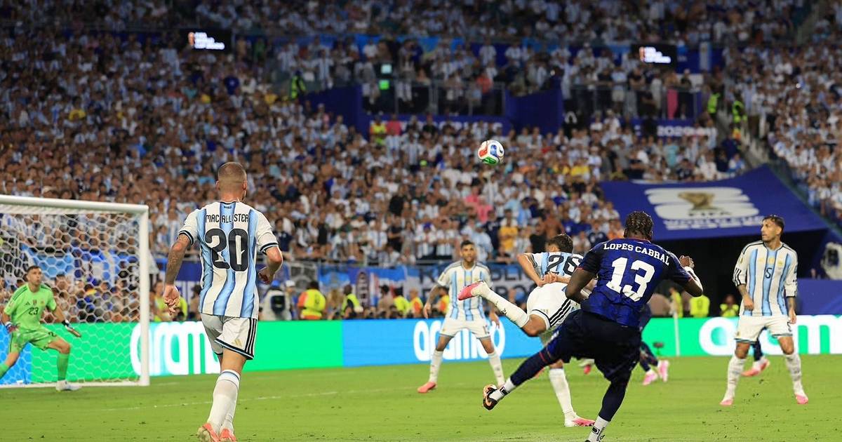 El gol del caboverdiano Lopes Cabral ante Argentina fue considerado el mejor del Mundial…