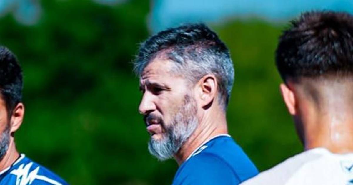 Ariel Pereyra cambiaría el dibujo por la falta del Chelo