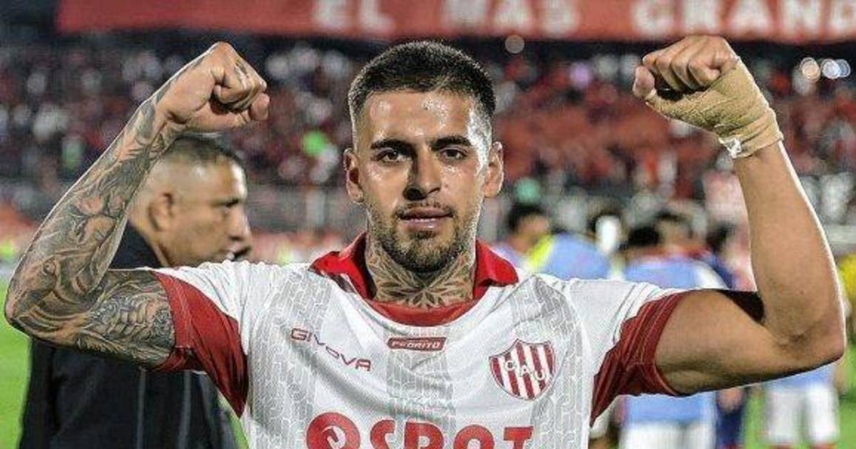 Gimnasia acelera por el delantero Agustín Colazo