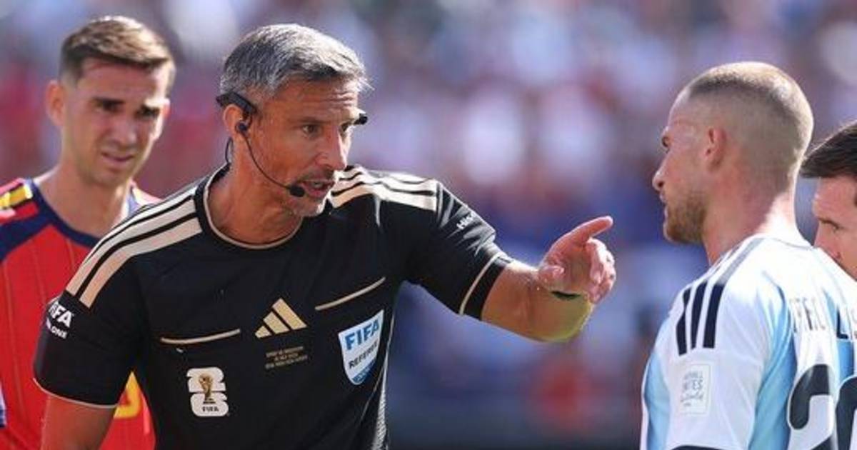 Se retiró el árbitro de la final del Mundial
