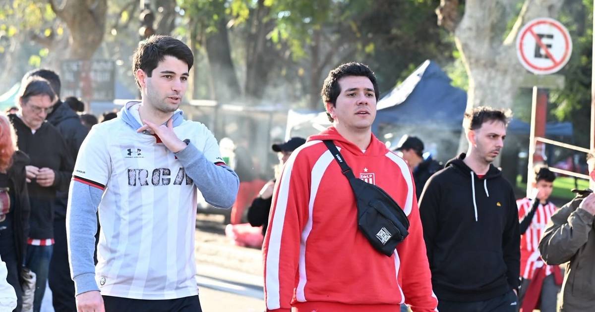 En FOTOS | Los hinchas dijeron presente en UNO