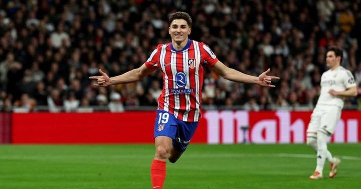 Nuevo intento de Barcelona por sumar a Julián Álvarez