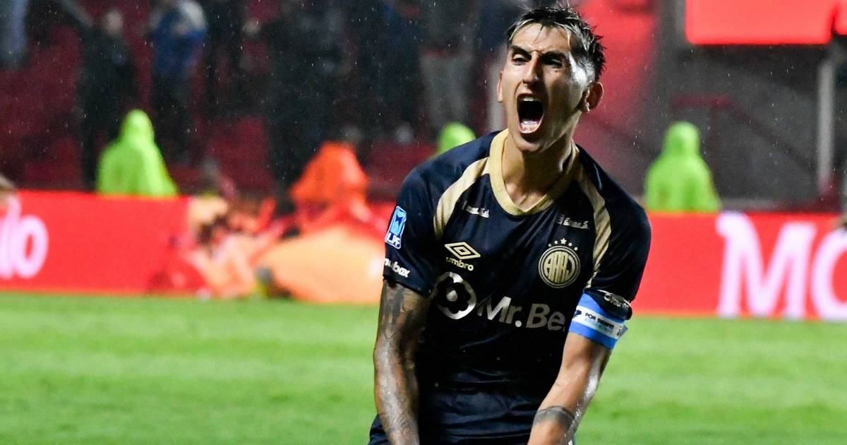 Gimnasia comenzó a negociar con Argentinos el 50% restante de Alan Lescano