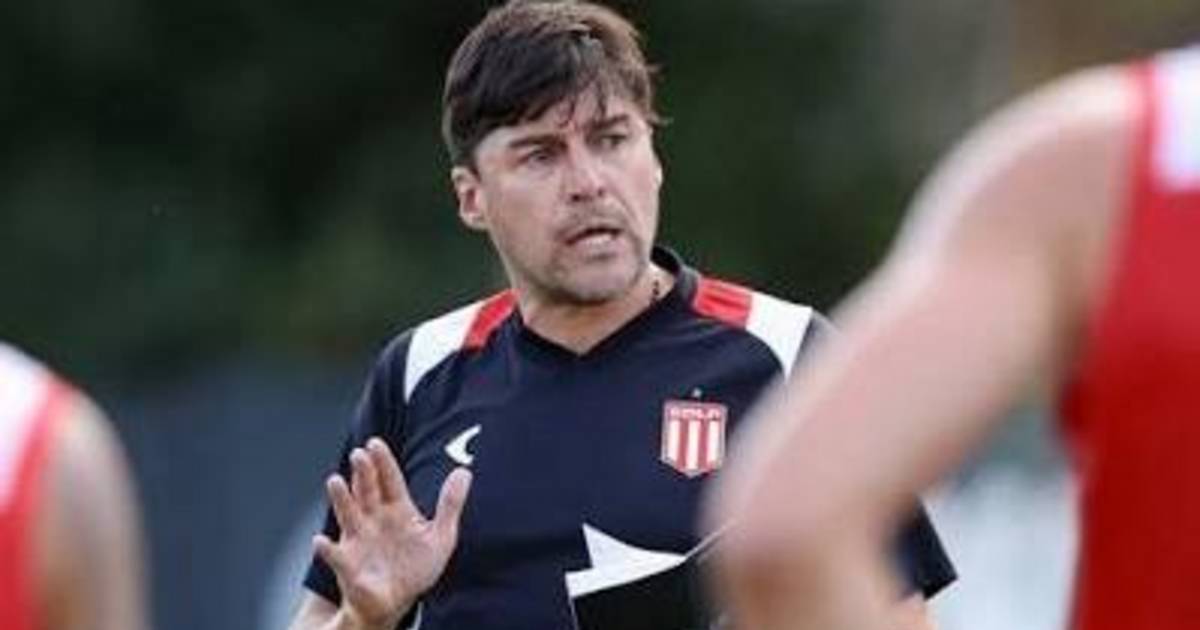 El Cacique piensa en un alternativo para Riestra