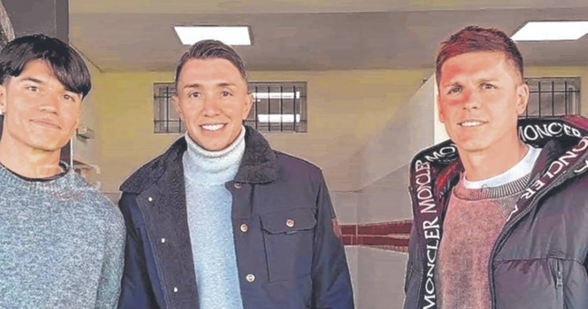 Correa estuvo en Pompeya y vio el partido con Muslera y Carrillo