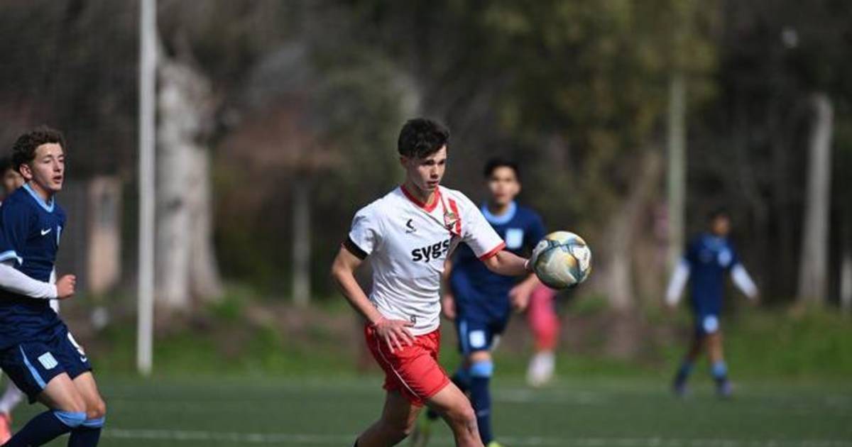 Las Juveniles no pudieron hacer pie ante la Academia
