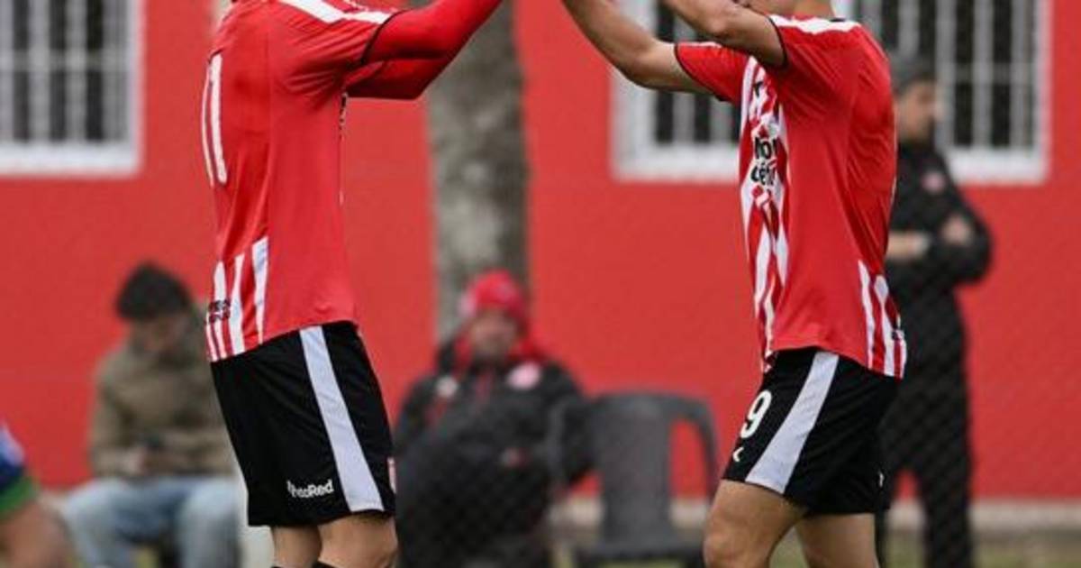Nuevo triunfo de la Reserva albirroja que se prende en lo más alto