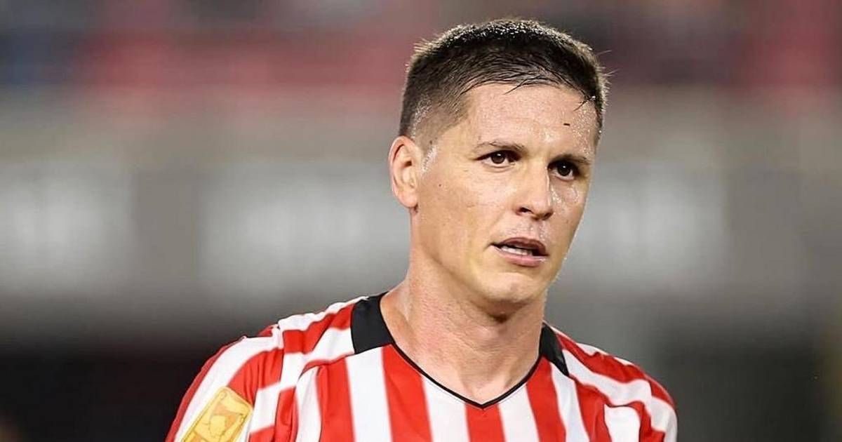 Con Carrillo al límite, Medina analiza variantes en el equipo