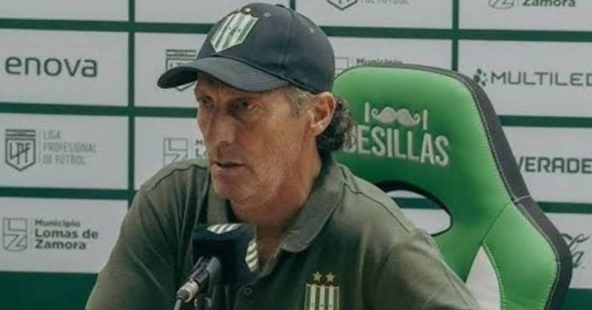 Banfield profundizó la crisis de Racing
