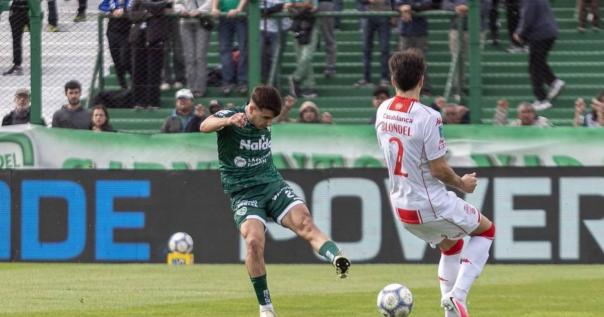Sarmiento sigue de racha y le ganó al Globo