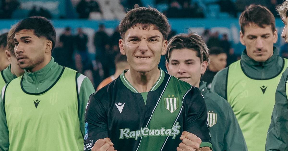 Banfield enfrenta a Midland por un lugar en Cuartos