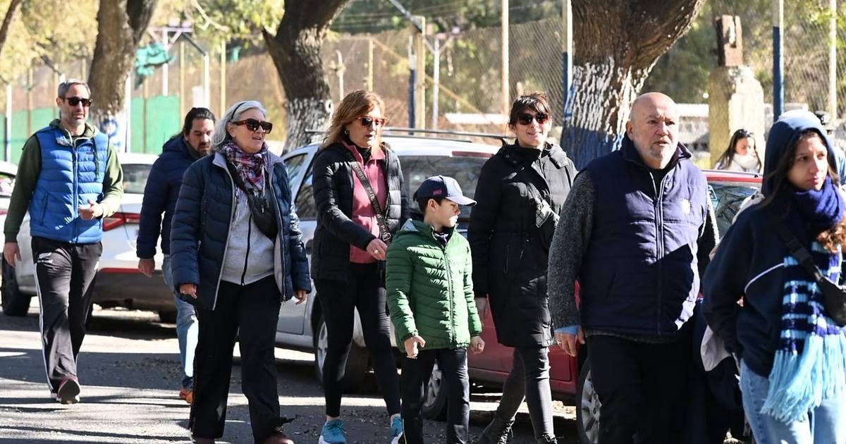 FOTOS | Los hinchas coparon el Bosque en una tarde de sol ideal