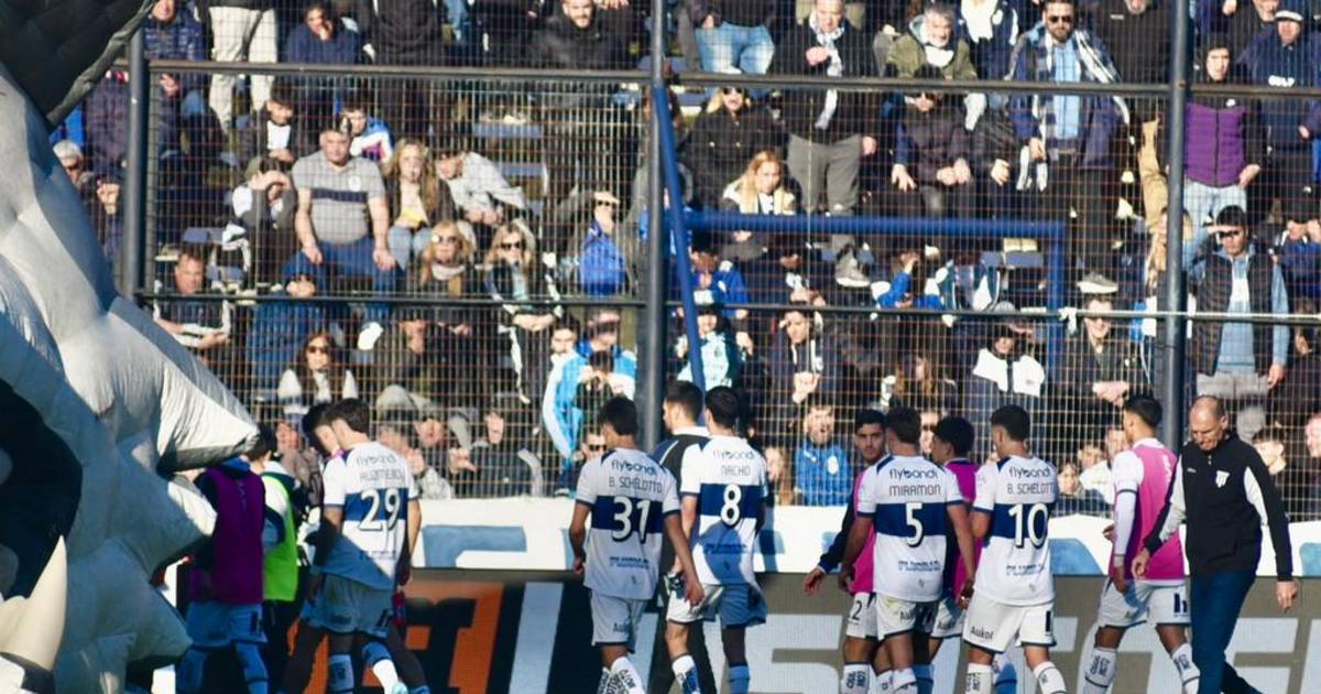 Los hinchas fueron de la bronca a la desilusión