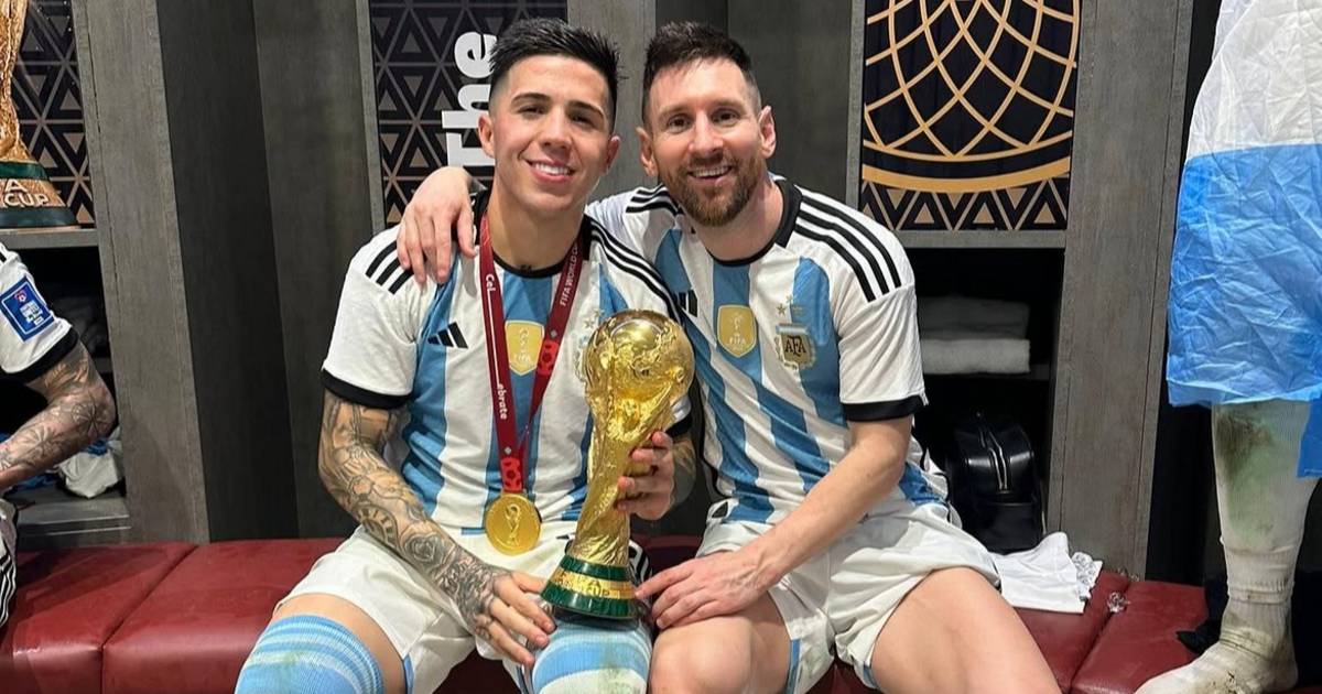 La emotiva carta de despedida de Enzo Fernández a Messi: "Que suerte tuve, Leo"