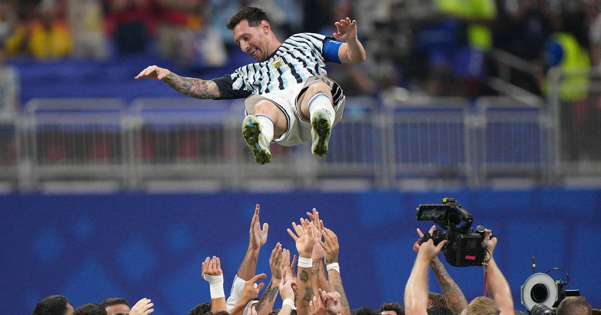 La Selección entra en una nueva era: sin Messi, con dudas sobre Scaloni y liderazgos en…
