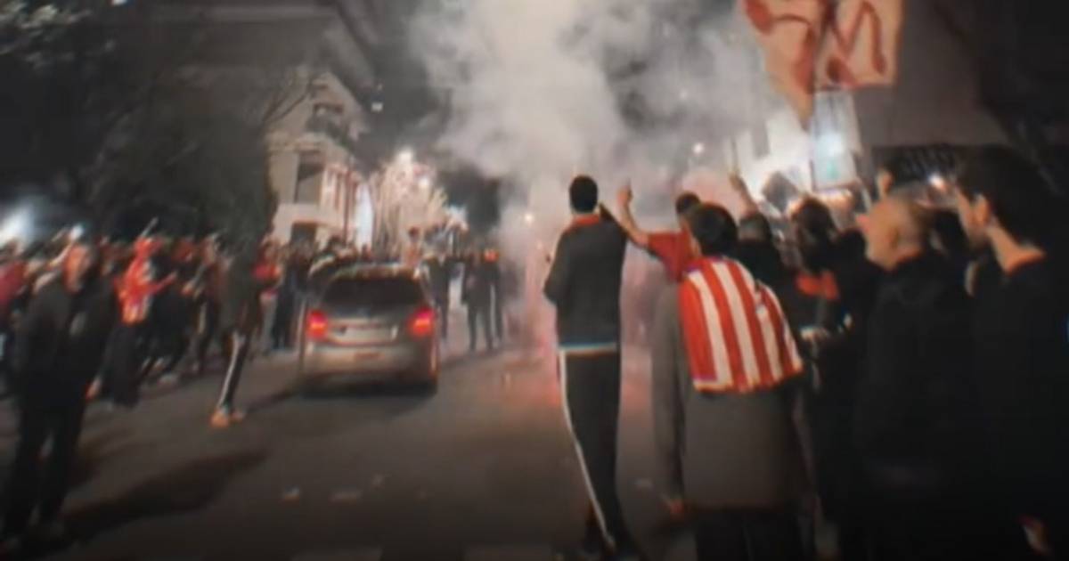 Vecinos de UNO reclaman por ruidos y cortes de hinchas en la previa del partido