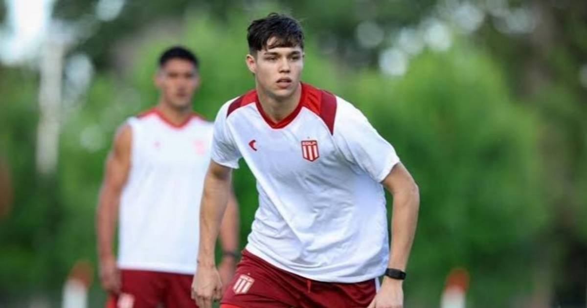 Tomás Palacios se entrenó con normalidad y podría ser titular ante Corinthians