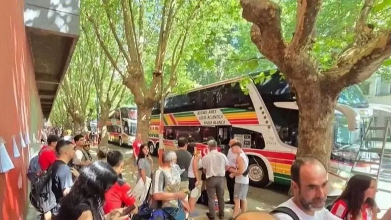 Estudiantes pondrá a disposición 70 micros para que los hinchas viajen a Santiago del…