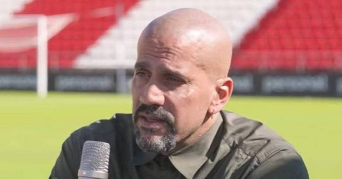 Verón habló de Foster Gillett, rechazó meterse en la política y prometió volver a jugar…
