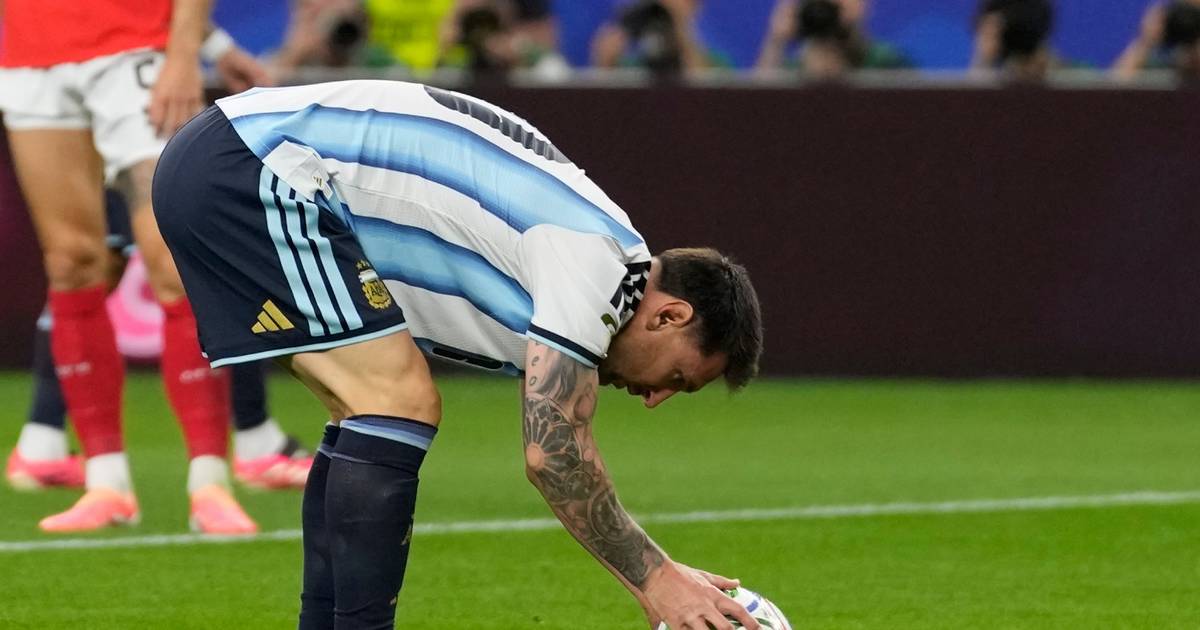 La FIFA evalúa cambiar una regla de la tanda de penales en pleno Mundial