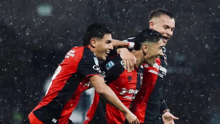 Newell’s ganó y se ilusiona con jugar playoffs