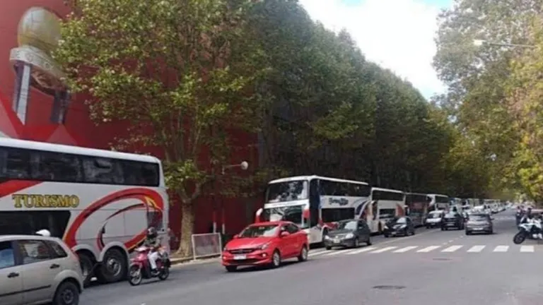 Estudiantes definió las pautas para el viaje a Santiago del Estero: DNI, horarios y…